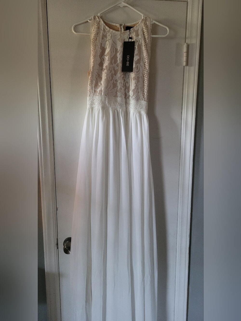 NWT DO+BE White Lace Bodice Chiffon Maxi Dress